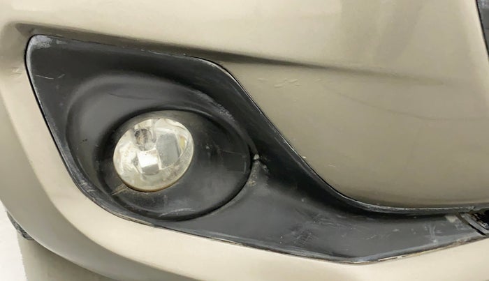 2018 Maruti Swift VXI, CNG, Manual, 98,221 km, Right fog light - Not working