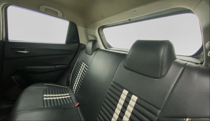 2018 Maruti Swift VXI, CNG, Manual, 98,221 km, Right Side Rear Door Cabin