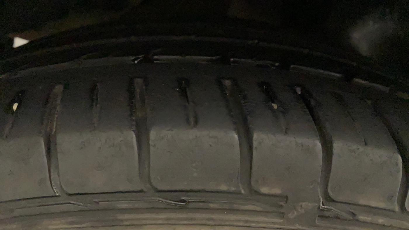 2019 Hyundai Creta SX AT 1.6 PETROL, Petrol, Automatic, 27,780 km, Right Rear Tyre Tread