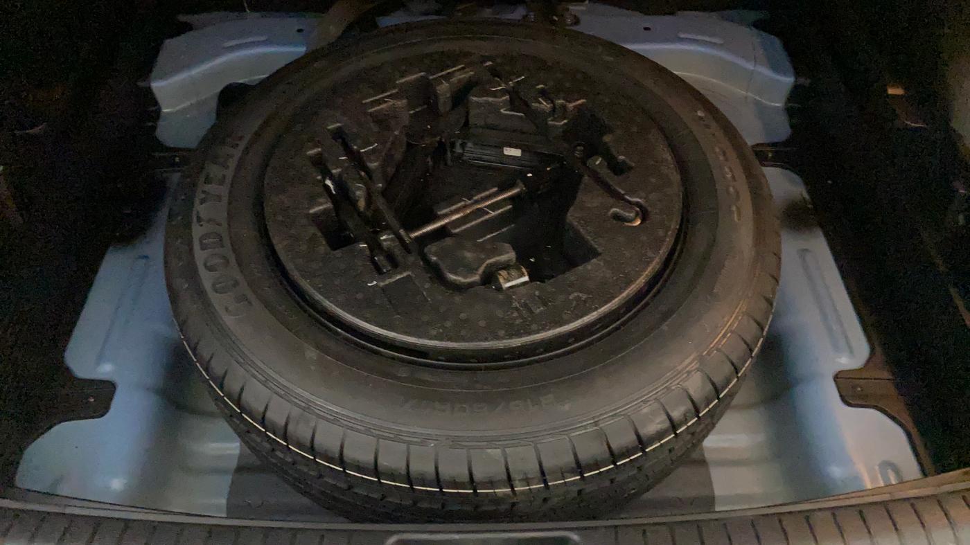 2019 Hyundai Creta SX AT 1.6 PETROL, Petrol, Automatic, 27,780 km, Spare Tyre