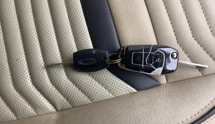 2018 Ford Figo Aspire TITANIUM 1.2 PETROL, Petrol, Manual, 42,113 km, Key Close Up