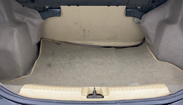 2018 Ford Figo Aspire TITANIUM 1.2 PETROL, Petrol, Manual, 42,113 km, Boot Inside