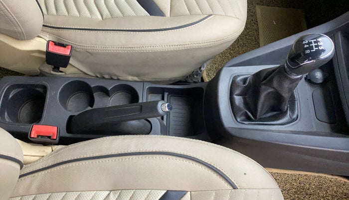 2018 Ford Figo Aspire TITANIUM 1.2 PETROL, Petrol, Manual, 42,113 km, Gear Lever