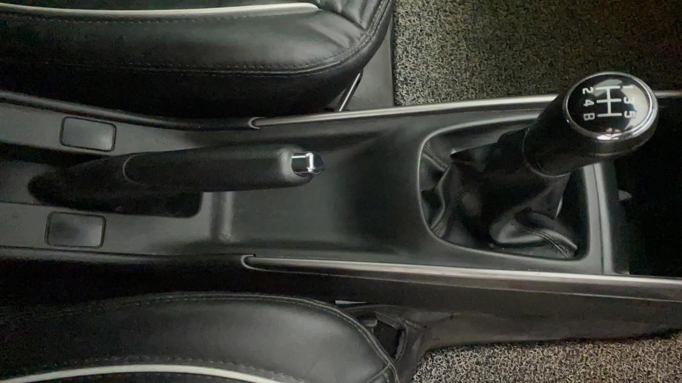 2019 Maruti Baleno ALPHA PETROL 1.2, Petrol, Manual, 56,807 km, Gear Lever