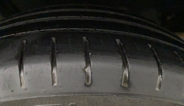 2019 Maruti Baleno ALPHA PETROL 1.2, Petrol, Manual, 56,807 km, Right Rear Tyre Tread