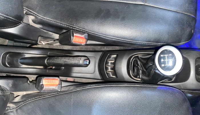 2014 Maruti Wagon R 1.0 VXI, Petrol, Manual, 71,169 km, Gear Lever