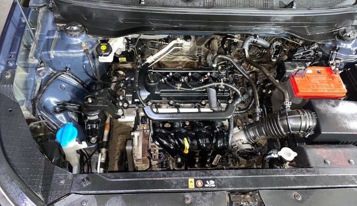 2019 Hyundai VENUE S 1.2, Petrol, Manual, 31,594 km, Engine View - Right
