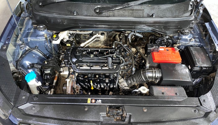 2019 Hyundai VENUE S 1.2, Petrol, Manual, 31,594 km, Engine View