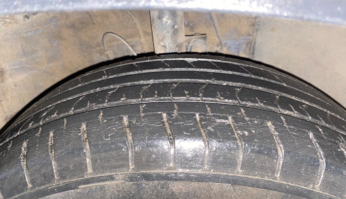 2019 Hyundai VENUE S 1.2, Petrol, Manual, 31,594 km, Right Front Tyre Tread