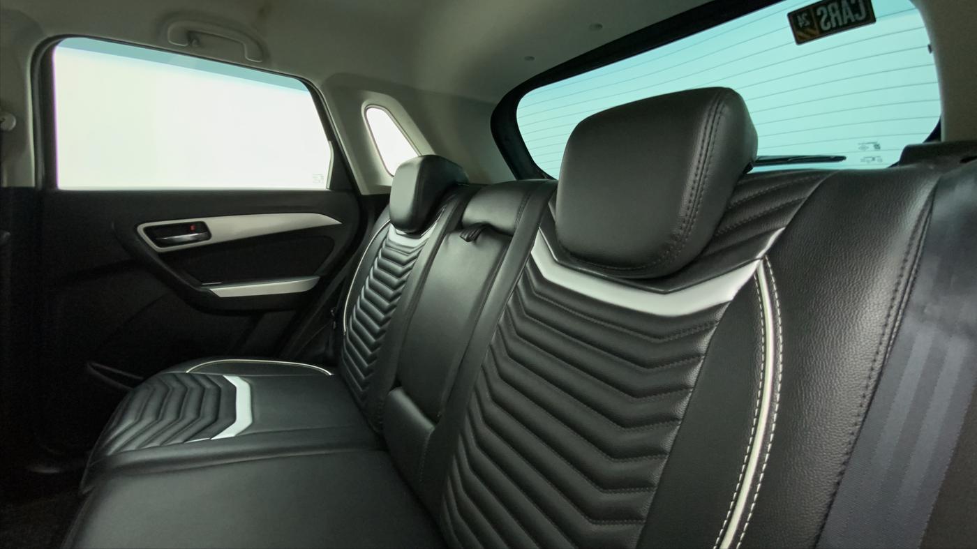 2022 Maruti Vitara Brezza ZXI PLUS AT SHVS, Petrol, Automatic, 24,794 km, Right Side Rear Door Cabin