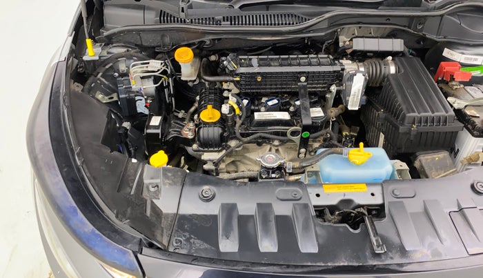 2023 Tata ALTROZ  XZ Plus (O) (S), Petrol, Manual, 22,499 km, Engine View - Right