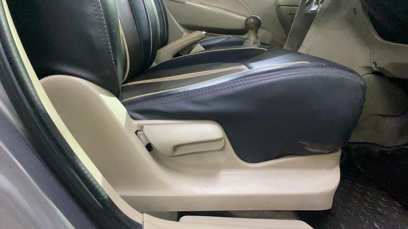 2012 Maruti Swift Dzire VXI, Petrol, Manual, 93,311 km, Driver Side Adjustment Panel