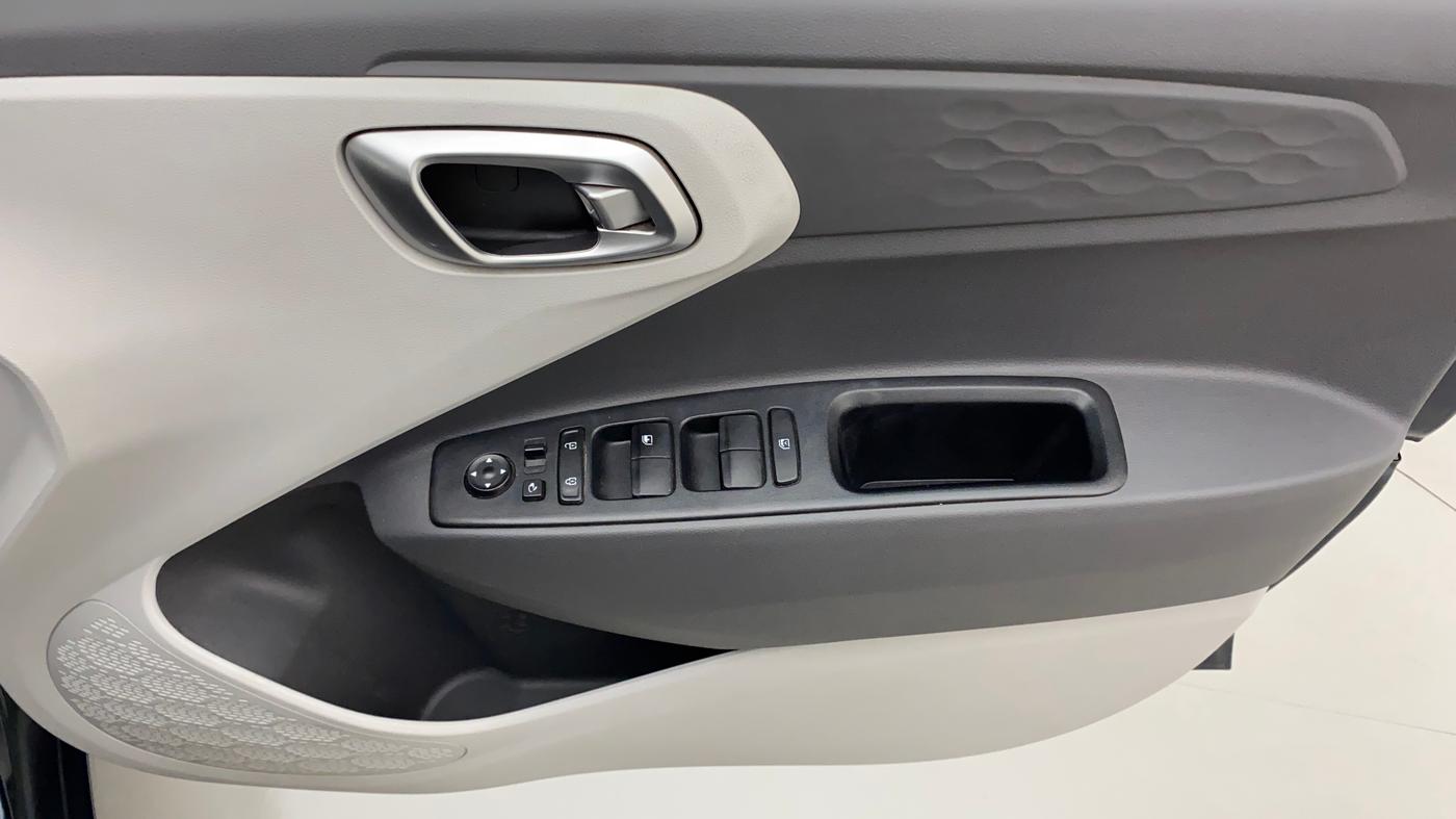 2021 Hyundai GRAND I10 NIOS SPORTZ AMT 1.2 KAPPA VTVT, Petrol, Automatic, 36,625 km, Driver Side Door Panels Control