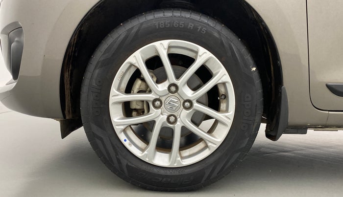 2021 Maruti Swift ZXI D, Petrol, Manual, 10,396 km, Left Front Wheel