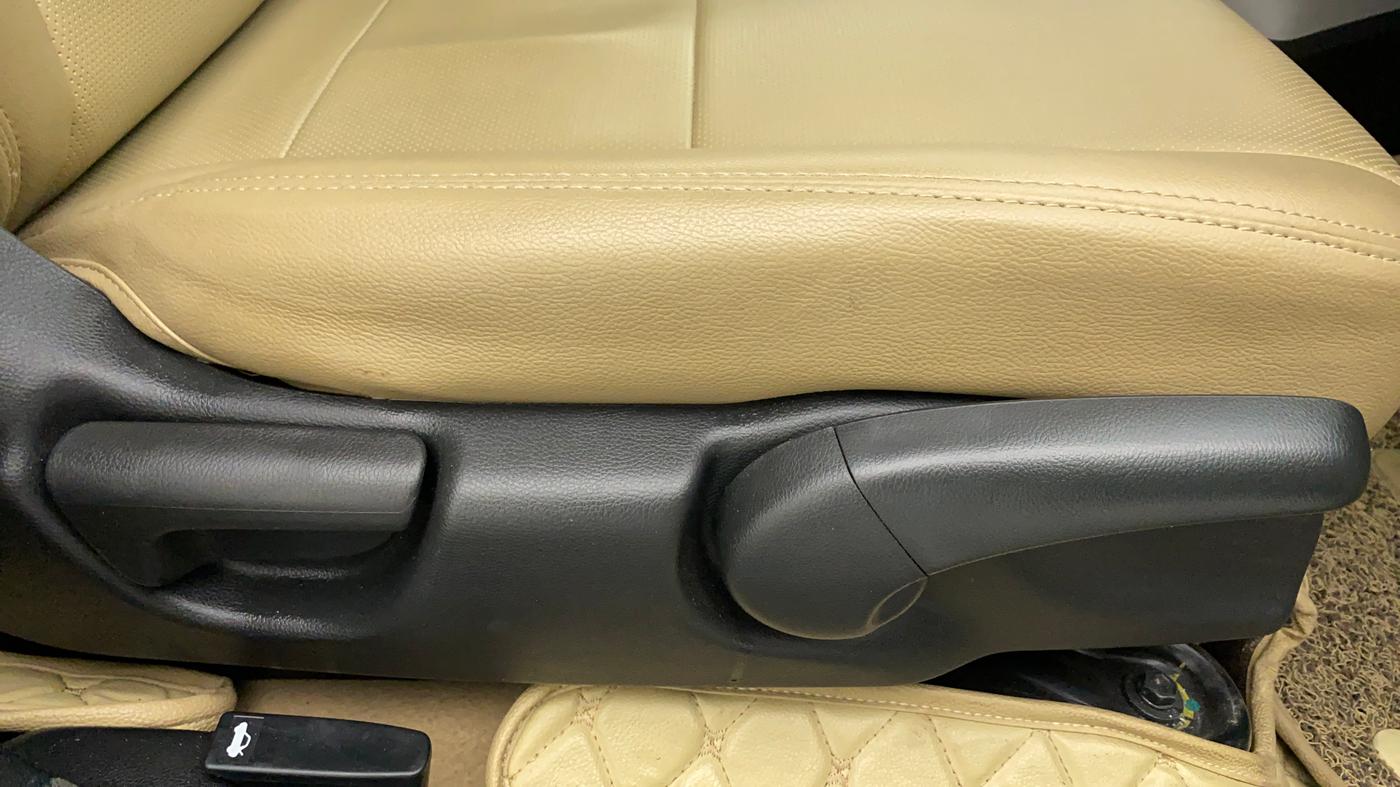 2020 Honda City 1.5L I-VTEC VX, Petrol, Manual, 10,579 km, Driver Side Adjustment Panel
