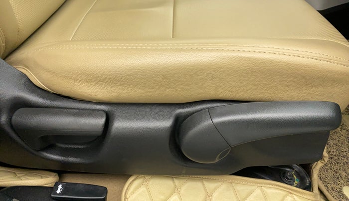 2020 Honda City 1.5L I-VTEC VX, Petrol, Manual, 10,579 km, Driver Side Adjustment Panel