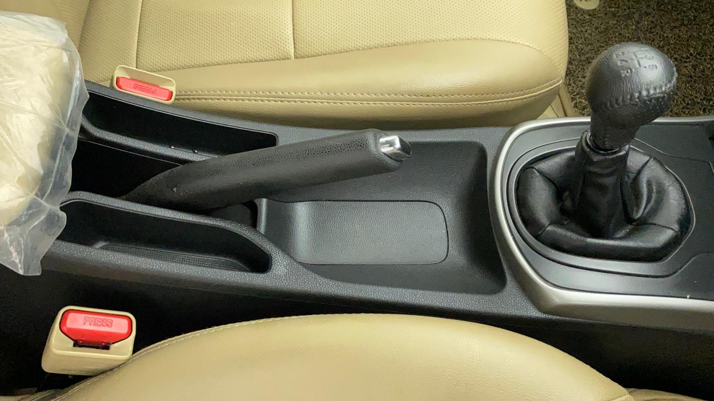 2020 Honda City 1.5L I-VTEC VX, Petrol, Manual, 10,579 km, Gear Lever