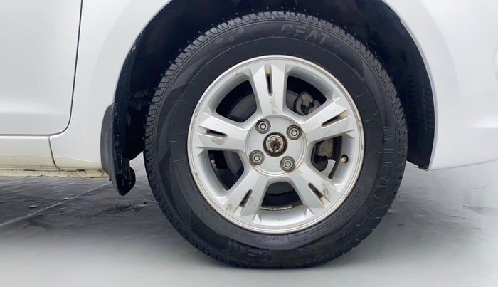 2011 Hyundai i20 SPORTZ 1.2 O, Petrol, Manual, 47,564 km, Right Front Wheel
