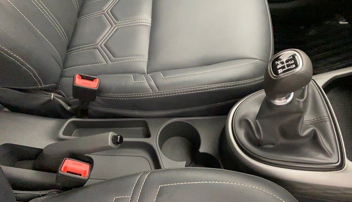 2019 Hyundai GRAND I10 NIOS SPORTZ PETROL, Petrol, Manual, 13,960 km, Gear Lever