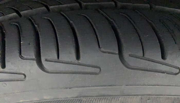 2016 Honda City 1.5L I-VTEC V MT, Petrol, Manual, 96,934 km, Right Front Tyre Tread