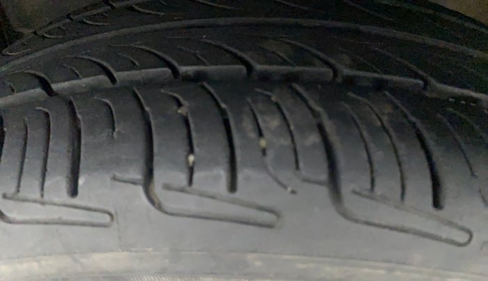 2016 Honda City 1.5L I-VTEC V MT, Petrol, Manual, 96,934 km, Left Front Tyre Tread