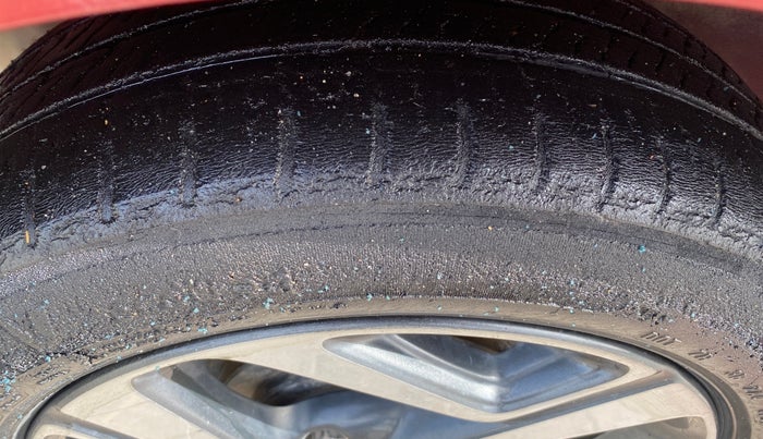 2020 Hyundai AURA SX 1.2 (O), Petrol, Manual, 53,025 km, Right Rear Tyre Tread