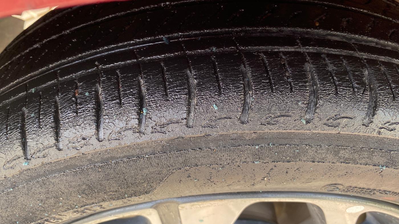 2020 Hyundai AURA SX 1.2 (O), Petrol, Manual, 53,094 km, Left Front Tyre Tread