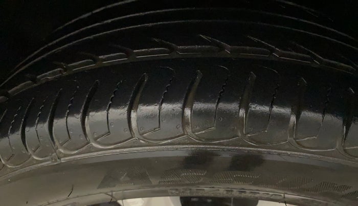 2019 Ford Ecosport TITANIUM 1.5L DIESEL, Diesel, Manual, 27,070 km, Left Rear Tyre Tread