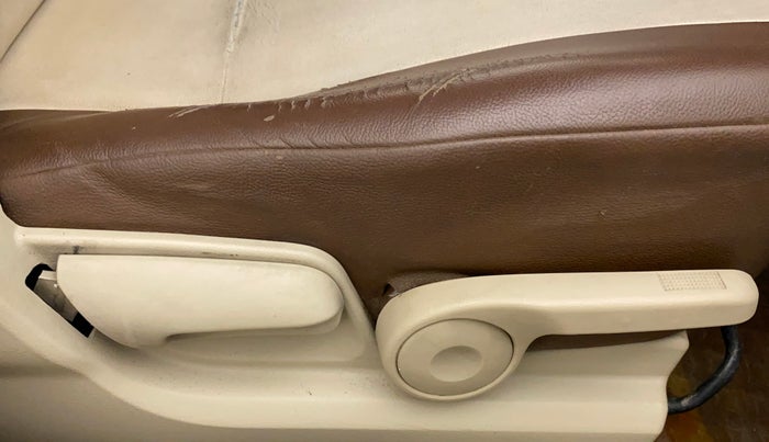 2012 Maruti A Star VXI (ABS) AT, CNG, Automatic, 86,838 km, Driver Side Adjustment Panel