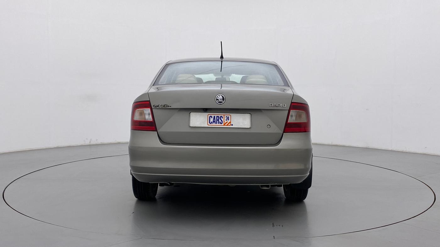 2015 Skoda Rapid 1.5 TDI AT  Ambition Plus, Diesel, Automatic, 70,352 km, Back/Rear