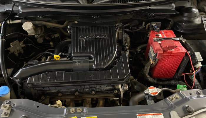 2015 Maruti Swift LXI (O), Petrol, Manual, 52,862 km, Engine View