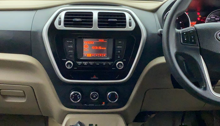 2015 Mahindra TUV300 T8 AT, Diesel, Automatic, 60,769 km, Air Conditioner
