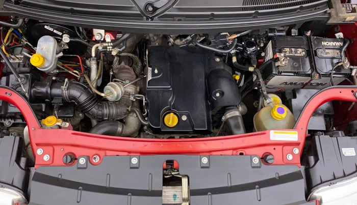 2015 Mahindra TUV300 T8 AT, Diesel, Automatic, 60,769 km, Open Bonet
