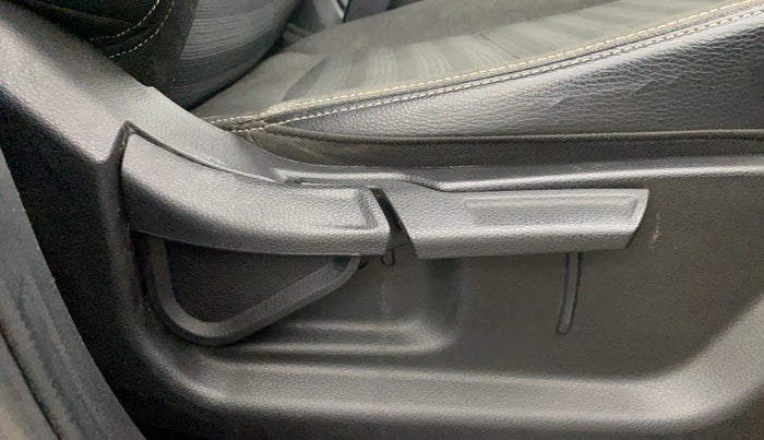 2023 KIA SONET HTK PLUS 1.2, Petrol, Manual, 44,535 km, Driver Side Adjustment Panel