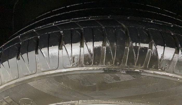 2023 KIA SONET HTK PLUS 1.2, Petrol, Manual, 44,535 km, Left Front Tyre Tread