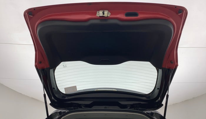 2020 Maruti Vitara Brezza ZXI PLUS AT DUAL TONE SHVS, Petrol, Automatic, 17,718 km, Boot Door Open