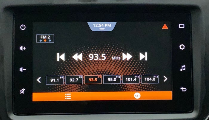 2020 Maruti Vitara Brezza ZXI PLUS AT DUAL TONE SHVS, Petrol, Automatic, 17,718 km, Infotainment System