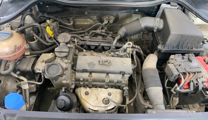 2016 Volkswagen Ameo TRENDLINE 1.2L, Petrol, Manual, 30,505 km, Engine View