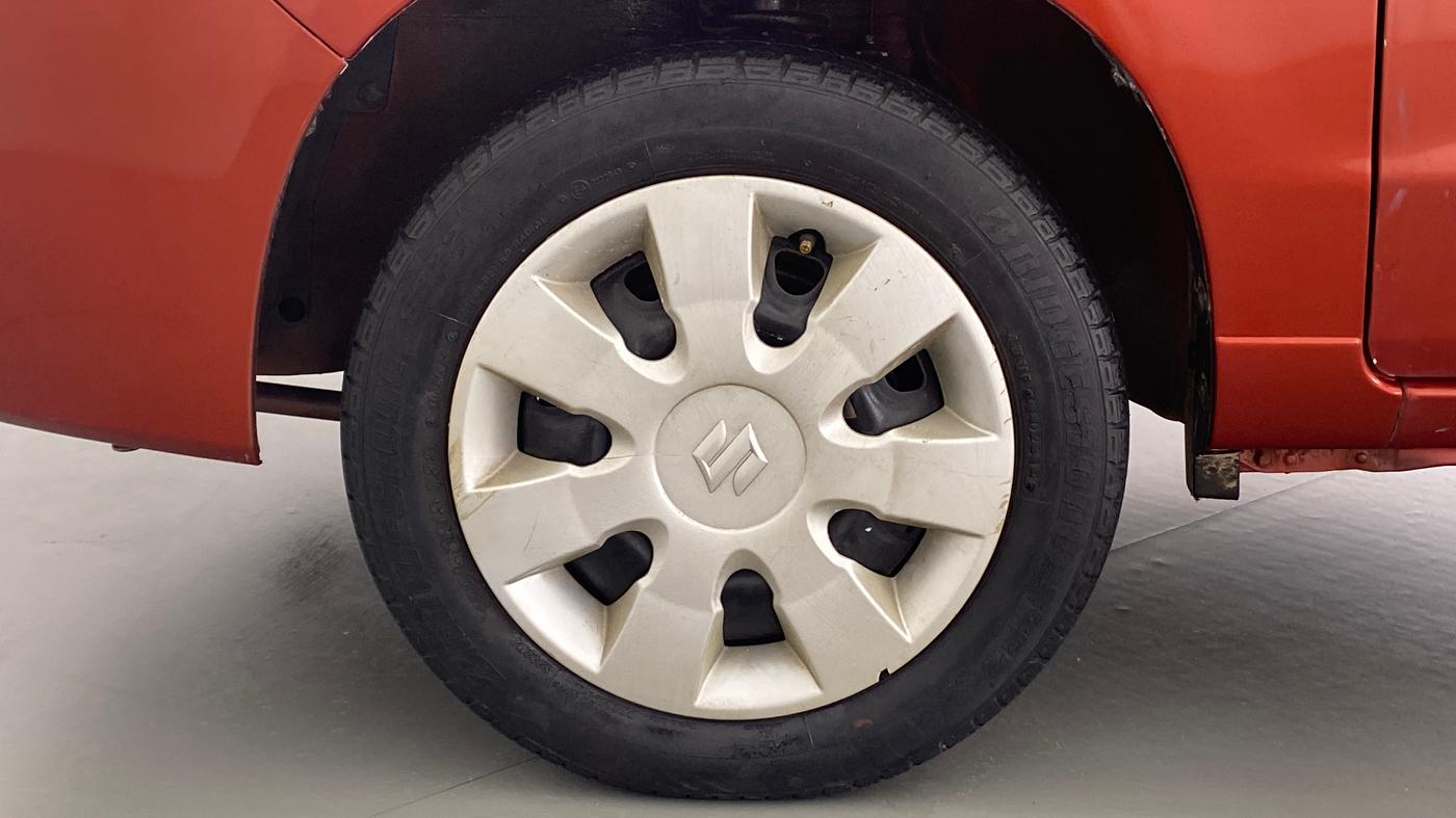 2014 Maruti Alto K10 VXI P, Petrol, Manual, 34,364 km, Left Front Wheel