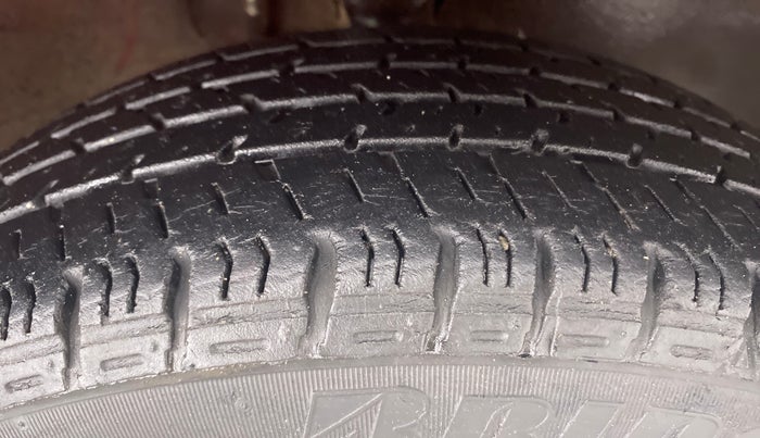 2014 Maruti Alto K10 VXI P, Petrol, Manual, 34,364 km, Right Front Tyre Tread