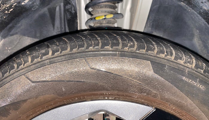 2021 Nissan MAGNITE XE, Petrol, Manual, 14,398 km, Right Front Tyre Tread