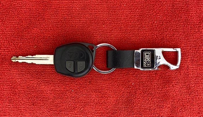 2021 Maruti Swift VXI, Petrol, Manual, 50,607 km, Key Close Up