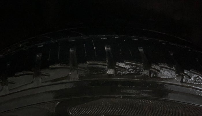 2016 Honda Jazz 1.2L I-VTEC S, Petrol, Manual, 41,497 km, Right Rear Tyre Tread