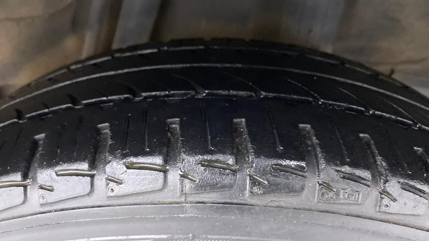 2018 Honda Jazz 1.2 V MT, Petrol, Manual, 28,083 km, Left Rear Tyre Tread