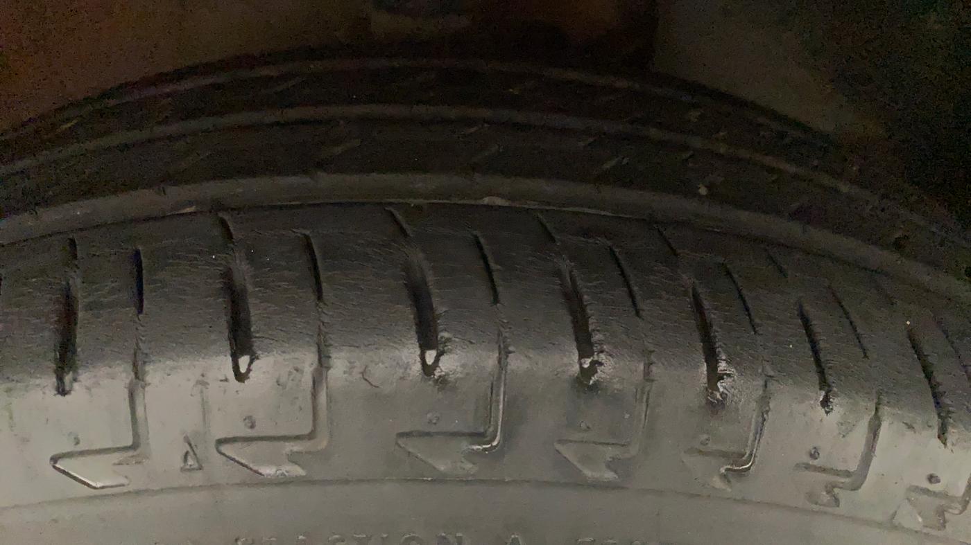 2019 Maruti IGNIS DELTA 1.2, Petrol, Manual, 16,694 km, Left Rear Tyre Tread