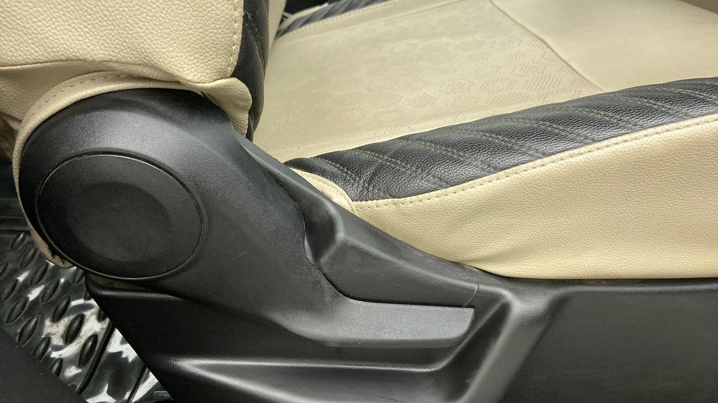 2019 Maruti New Wagon-R 1.0 VXI (O), Petrol, Manual, 9,262 km, Driver Side Adjustment Panel