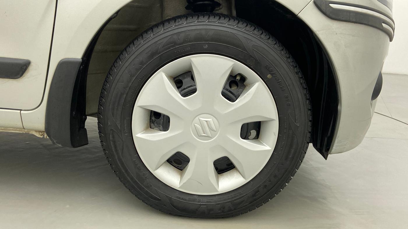 2019 Maruti New Wagon-R 1.0 VXI (O), Petrol, Manual, 9,262 km, Right Front Wheel