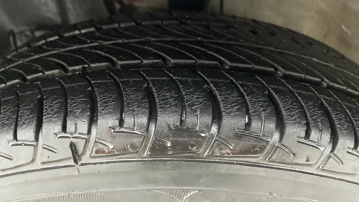 2019 Maruti New Wagon-R 1.0 VXI (O), Petrol, Manual, 9,262 km, Left Front Tyre Tread