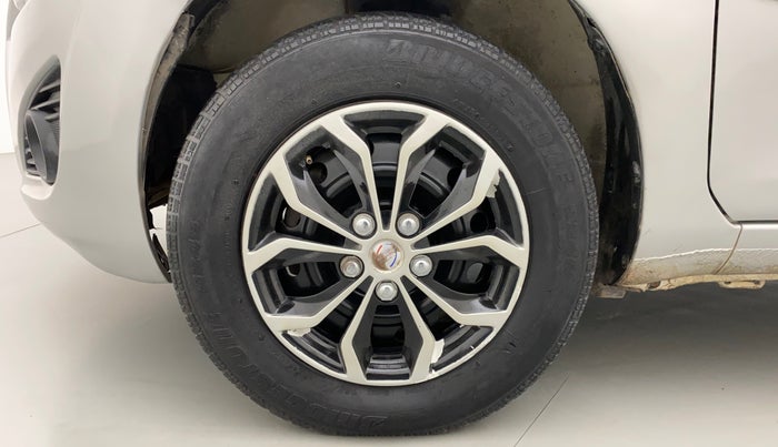 2014 Maruti Ritz VDI Elate Limited Edition, Diesel, Manual, 75,103 km, Left Front Wheel