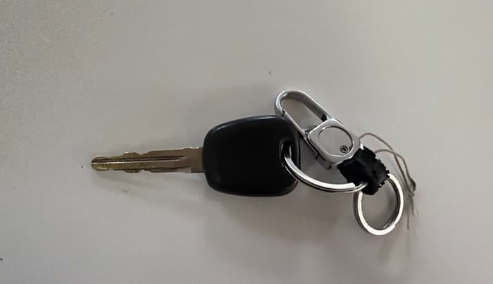 2016 Maruti Alto 800 LXI, Petrol, Manual, 69,830 km, Key Close Up